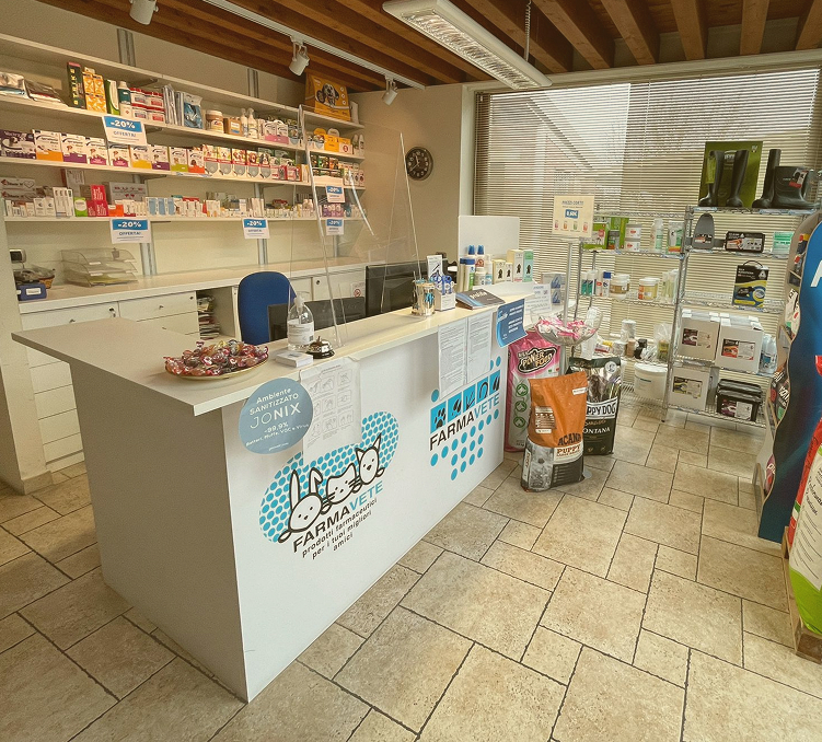 Farmavete Farmacia Chi Siamo Bancone